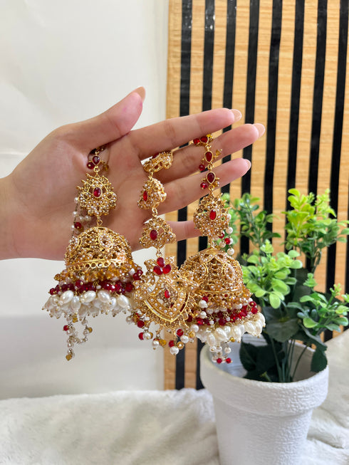Noratan jhumke tika